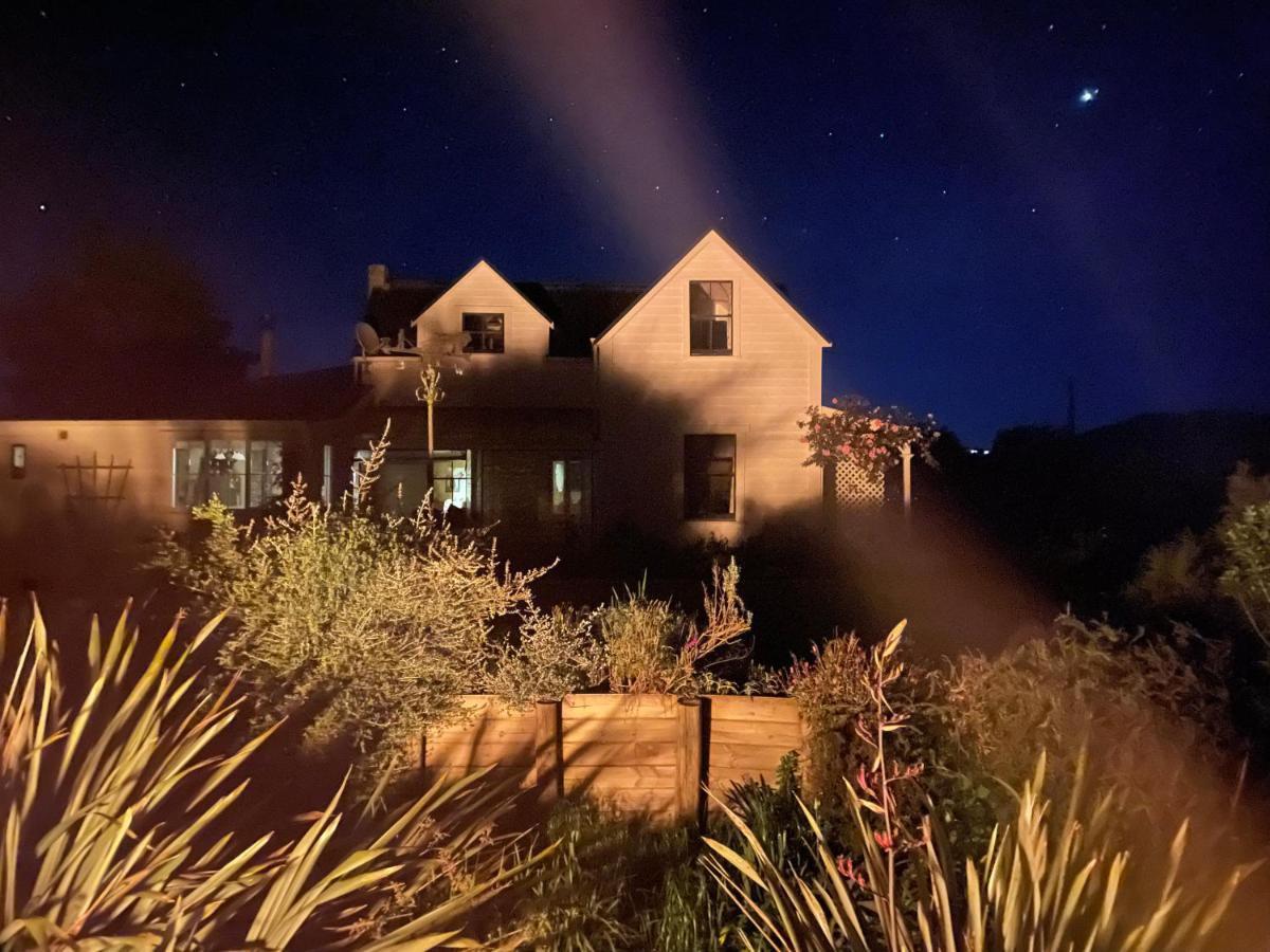 Ashley Villa Bnb 塔卡卡 外观 照片